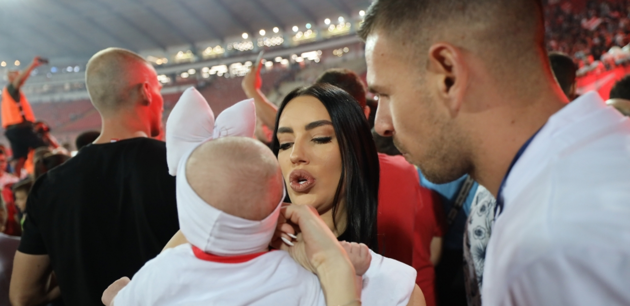 NEKIMA JE MOŽDA TO FASCINANTNO... Katarina Grujić otkrila da ne voli što je žena fudbalera, pa priznala šta joj najteže pada