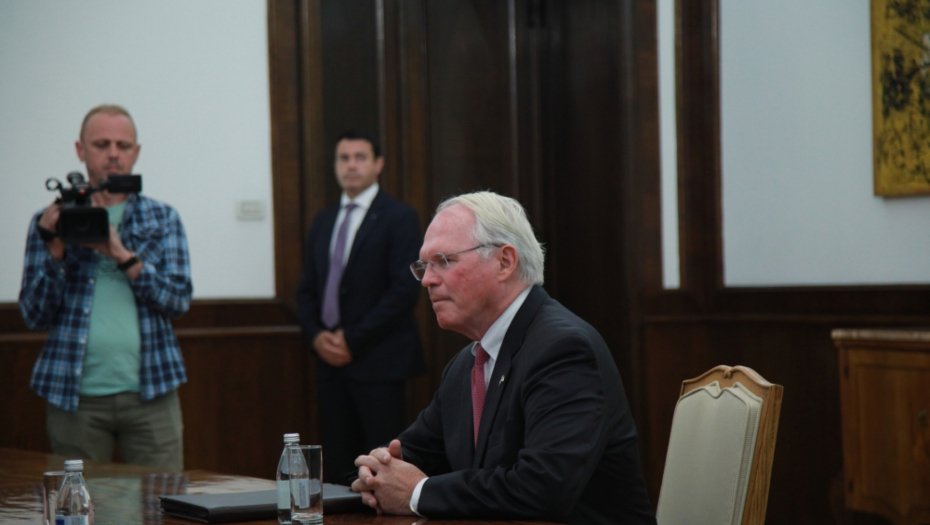 AMERIČKI AMBASADOR HIL: Vreme je da se ZSO stavi na sto i da se o tome povede ozbiljan razgovor