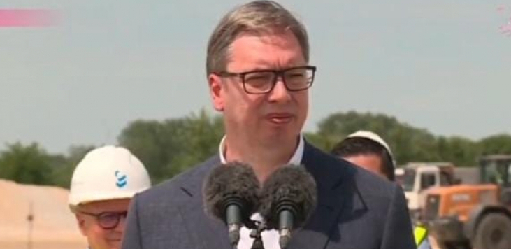 VUČIĆ HRABRO STOJI UZ SRPSKE ŽRTVE Predsednik odgovorio Žaklini Tatalović: Žao mi je što vam to nije važno, ali ubistva dece ne smeju proći nekažnjeno! (VIDEO)