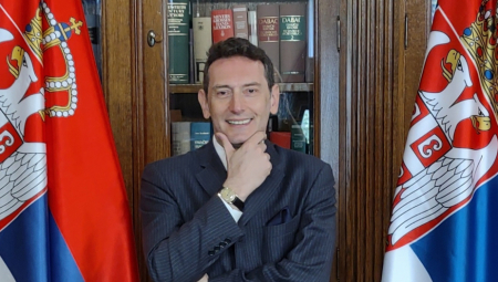 Nebojša Bakarec: Dobrica na dva ćoška!