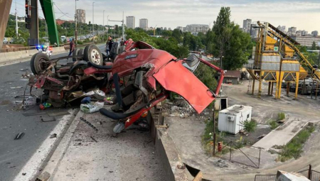 OVA DVA DETALJA SU KLJUČ STRAVIČNE NESREĆE Počelo veštačenje BMW i kamiona