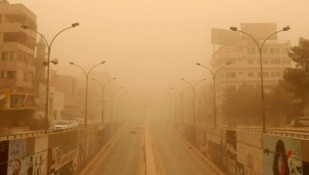 EKSPLOZIJE KOD AMERIČKE AMBASADE Napadnuto predstavništvo Vašingtona, zavijaju sirene za vazdušnu opasnost (VIDEO)