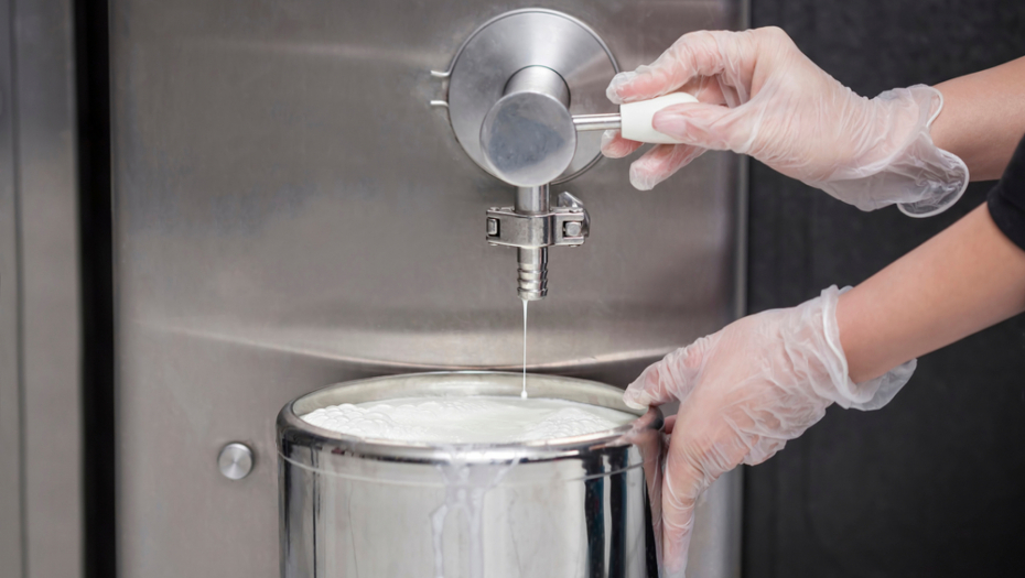 POSTIGNUT DOGOVOR Srbija uvodi taksu na uvoz mleka