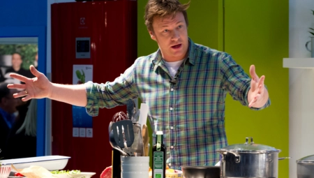 NAJPOZNATIJI KUVAR NA SVETU, DŽEJMI OLIVER SAVETUJE Na ovaj način iskoristite svaki komad hrane i drastično uštedite novac