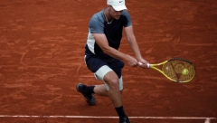 PREJAK JE RUS Medvedev zaustavio Kecmanovićev put na Rolan Garosu prilično ubedljivo i igraće u osmini finala