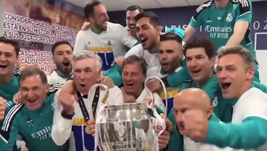 LUDILO Fudbaleri Reala napravili neviđen šou u svlačionici, burno proslavili titulu (VIDEO)