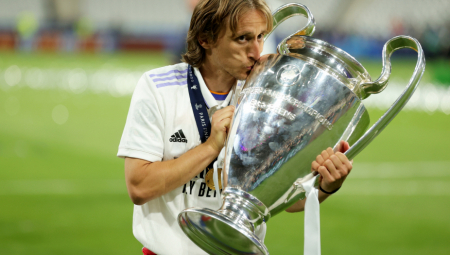 POSLE PEHARA PAO DOGOVOR Luka Modrić i zvanično u Realu do leta 2023. godine