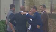 Sudija oštetio FK Železničar u Kragujevcu: Fotografije potvrđuju prisnost između čelnih ljudi Radničkog i sudije (FOTO)