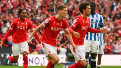 "ŠUMARI" PONOVO U ELITI Dvostruki šampion Evrope slavio u utakmici vrednoj 200.000.000 evra i vratio se u Premijer ligu posle 23 godine