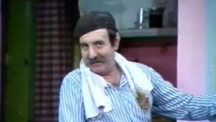 POSLEDNJU PREDSTAVU ODIGRAO JE U VELIKIM BOLOVIMA Samo tri dana kasnije, zbog ove opake bolesti, Zoran Radmilović je završio u bolnici iz koje se nije vratio