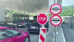 UHAPŠEN FRANCUZ NA GRADINI U čarapi sakrio semenke hašiša (FOTO)