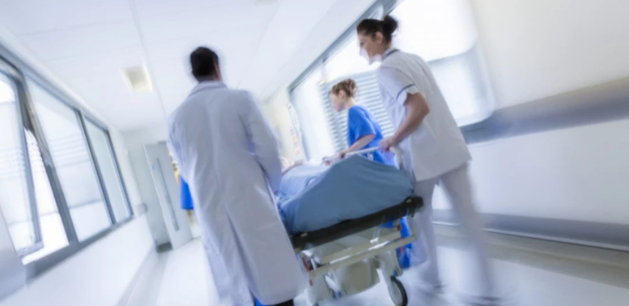 RODILA BLIZANCE SA 70 GODINA Jedva preživela trudnoću, a muž je - ostavio!