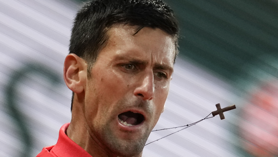 KAKVA SIMBOLIKA Noletov krst sa Hilandara najavio preokret (FOTO)