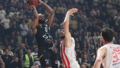 PARTIZAN SRUŠIO ZVEZDU U INFARKT ZAVRŠNICI Pobeda crno-belih ostala u senci nemilih scena
