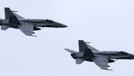 OPTUŽILI KINESKE AVIONE ZA UZNEMIRAVANJE Kanadska posada menjala putanju leta