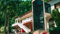 BANJA KOJU ZOVU ISLANDOM U SRBIJI Na 2 sata od Beograda, zimi je hit a cena noćenja šok!