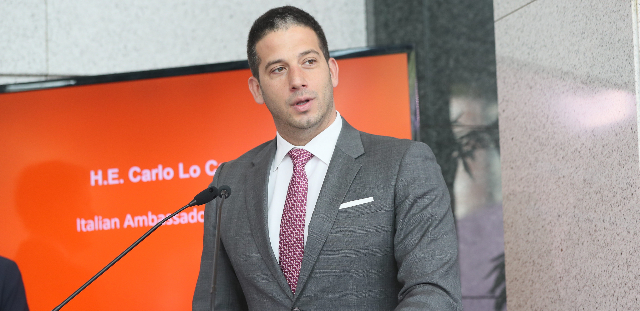 NEPOBEDIVI Ministar Udovičić čestitao basketašima Srbije: Svaka čast majstori, hvala vam