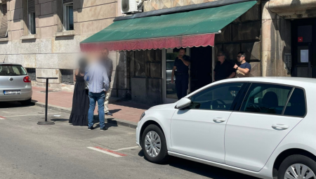 TRAGEDIJA U CENTRU BEOGRADA Muškarac preminuo u restoranu brze hrane (FOTO)