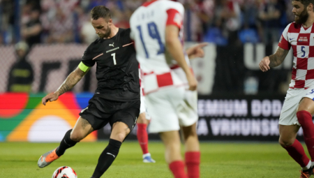 UTIŠAO HRVATSKU, PA ODUŠEVIO SRBIJU Arnautović postigao gol u Osijeku, pa se tri puta prekrstio (VIDEO)