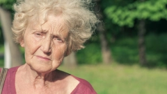 UBILA JE SKORO SVE SVOJE MUŽEVE 85-godišnja baka poznata je kao "crna udovica" ovako je pronalazila svoje žrtve!