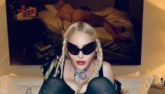 MADONA OPET SKRNAVI HRIŠĆANSTVO Pozirala kao Bogorodica sa eksplicitnim detaljima, ljudi su besni, žele da je "razapnu"