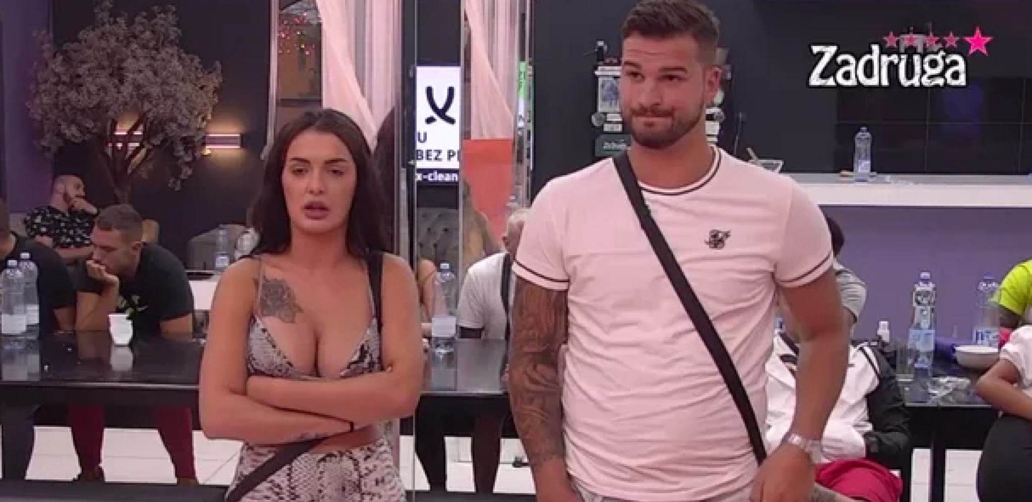 AKO JE TRUDNA, LEKARI ĆE IMATI POSLA Nakon što je pretukao Viktoriju, Marko Osmakčić ponovo je uspeo svojom izjavom da razbesni javnost