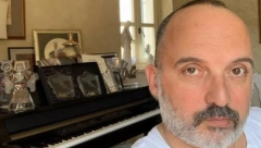 TONI CETINSKI URADIO TRANSPLANTACIJU KOSE: Otkako više nije ćelav i nema zaliske izgleda 20 godina mlađe (FOTO)