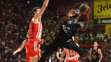 PONUDA KOJA SE (NE) ODBIJA Rusi zovu Zvezdu i Partizan u VTB ligu