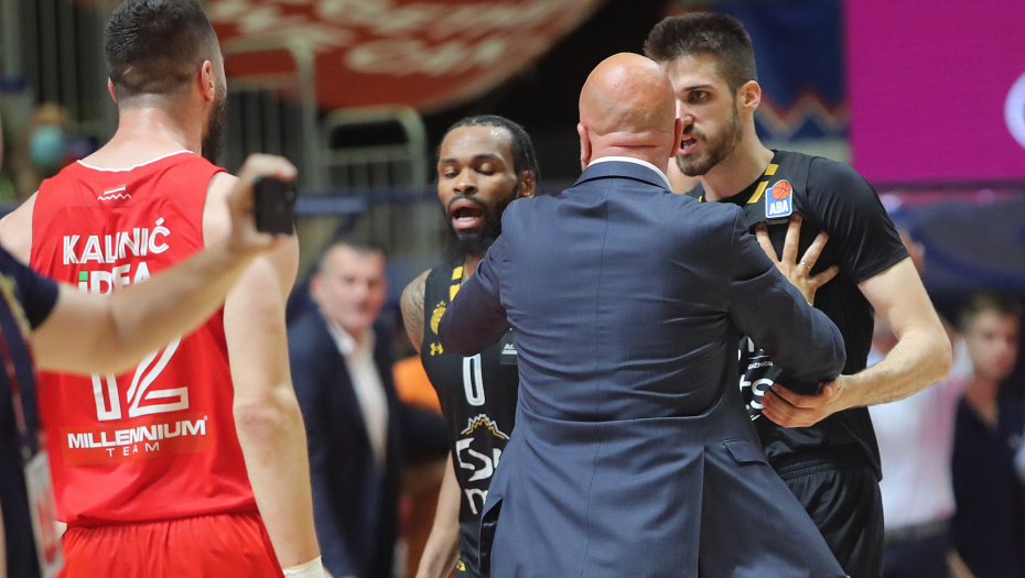 ZVEZDA PLAĆA DUPLO VIŠE OD PARTIZANA “Večiti” dobili po džepu zbog finalne serije