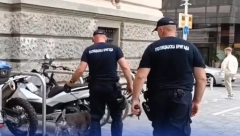 MLADEN MIJATOVIĆ HITNO Dojave o postavljenim bombama  stigle na adrese 179 osnovnih i 59 srednjih škola, ekipe su na terenu!