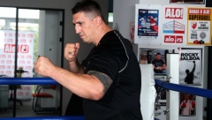 KRISTIJAN GOLUBOVIĆ PRETUKAO MUŠKARCA? Golubović napravio haos u akvaparku pred ulazak u rijaliti, a svi se pitaju jedno