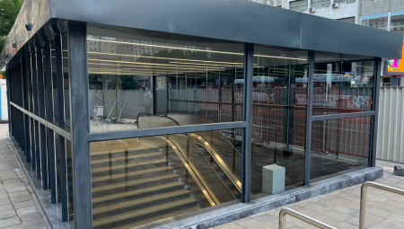 ZAVRŠENA REKONSTRUKCIJA PODZEMNOG PROLAZA KOD HOTELA BALKAN Pokretne stepenice, sve u mermeru, od prizora zastaje dah (FOTO)