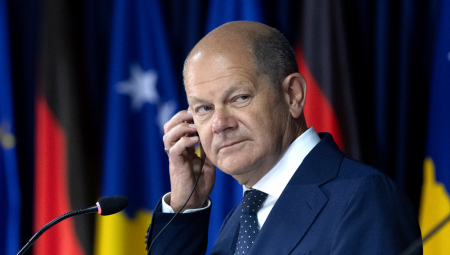 TIGAR OD PAPIRA Šešelj - Sve odluke vezane za sudbinu Nemačke se donose preko okeana