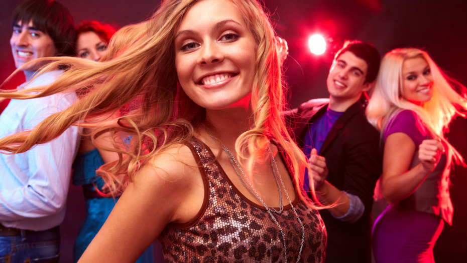 Ne podnose samoću: Četiri horoskopska znaka koja bi dala sve da budu u centru pažnje