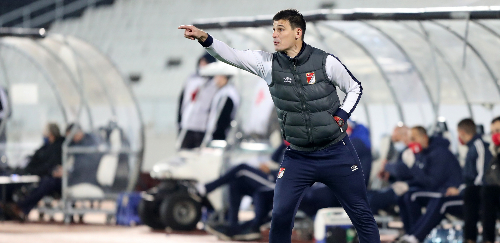 NOVI OTKAZ U SUPERLIGI Ušli u najjači rang, promenili trenera, pa ga oterali posle 4. kola