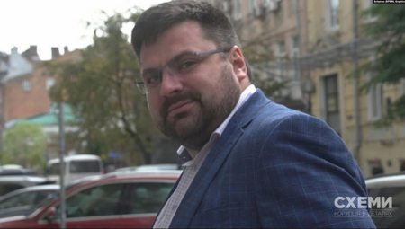 Ukrajinski obaveštajac švercovao keš i smaragde! Policija na graničnom prelazu Preševo uhapsila Andreja Naumova, bivšeg generala SBU