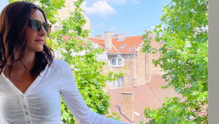 VRELI KADROVI VODITELJKE JUTARNJEG PROGRAMA Marija Savić Stamenić izazvala je lavinu komentara, a evo gde se nalazi ona sada (FOTO)