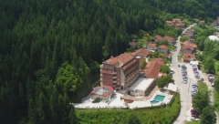 NOĆENJE U OVOJ BANJI KOŠTA 590 DINARA Smeštaj se zakazuje puno unapred, a nalazi se na neverovatnoj nadmorskoj visini