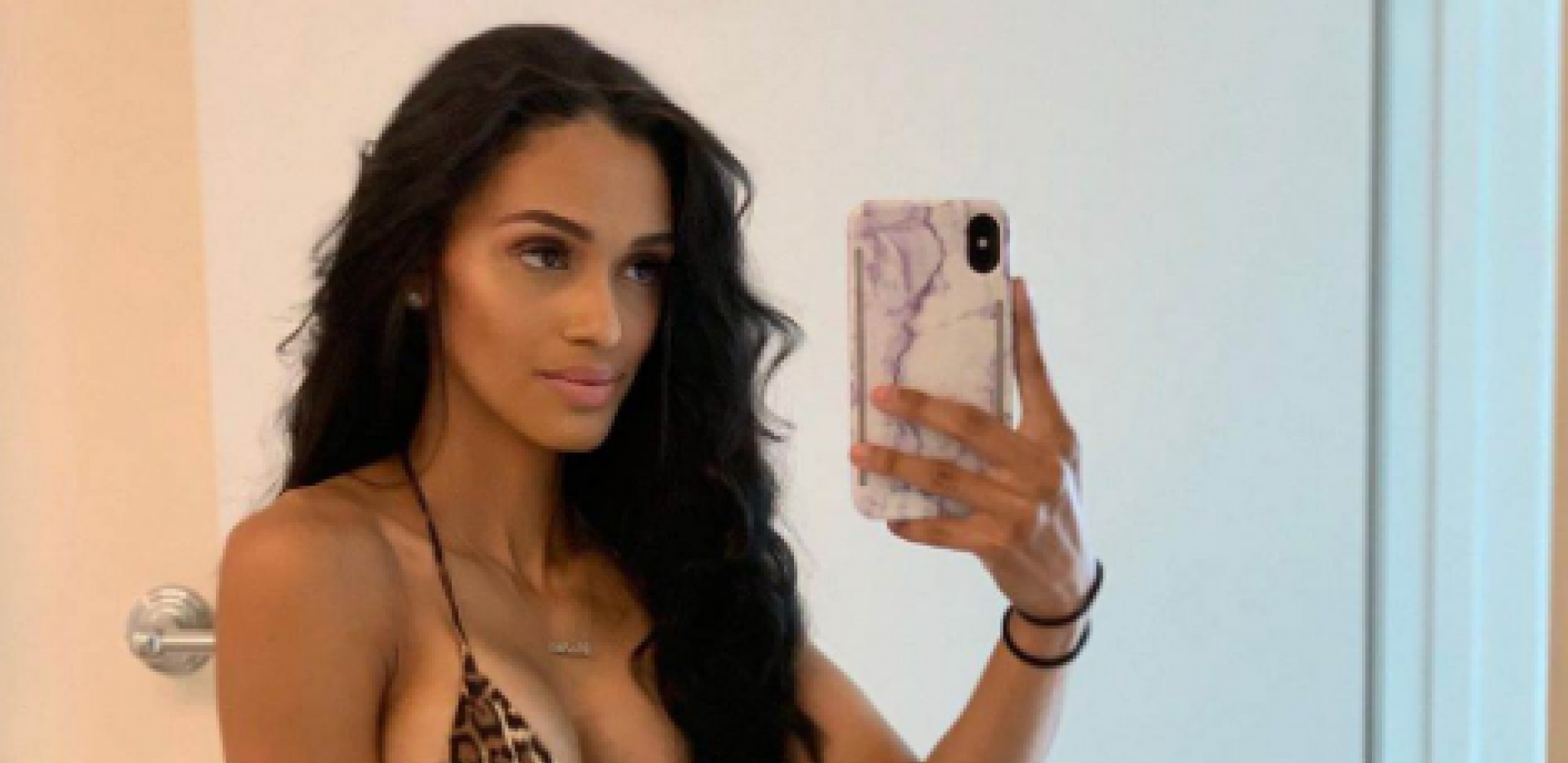 NBA ZVEZDA U CENTRU SKANDALA Supruga objavila golišave slike, pa ih brzo obrisala (FOTO)