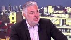 GRAĐANI OPUSTOŠILI APOTEKE Doktor Stojanović upozorio koliko su opasne tablete za kojima su Srbi "poludeli"