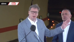 TO JE NOTORNA LAŽ Vučić: Niko ne razmišlja o prodaji EPS!