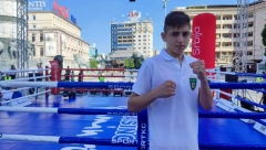 POKLON OD SRBIJE Bokserska arena, nova atrakcija na Trgu Makedonija! Ovo je sportski Open Balkan