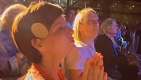 RASPEVANA MINISTARKA Marija Obradović oduševljena koncertom u Botaničkoj bašti