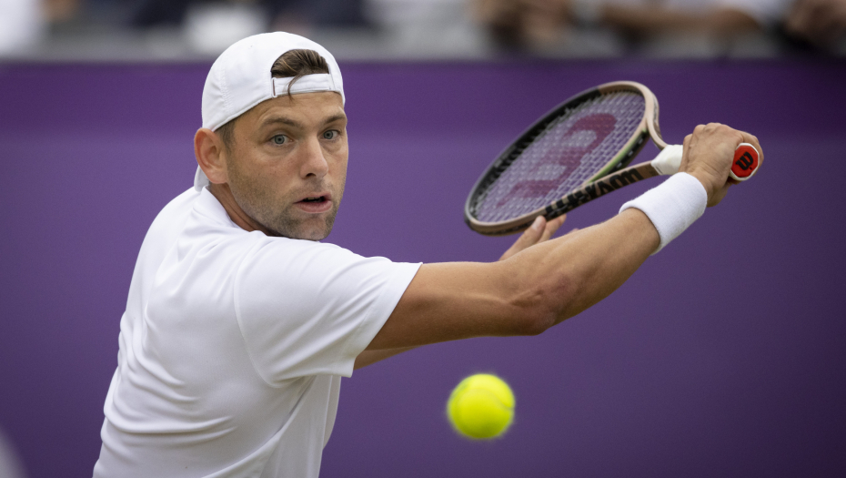 KRAJINOVIĆ SJAJNO KRENUO, PA SE "RASPAO" Rus zaustavio Filipa na startu Dubaija