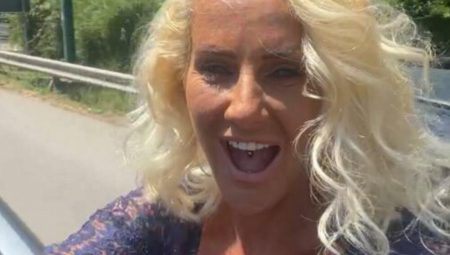 NIKAD VRELIJA Milica Dabović na motoru: G*za i tetovaže u prvom planu (FOTO)