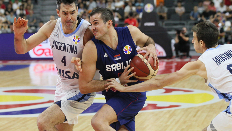 PRED IZLAZNIM VRATIMA Nemanja Bjelica odlazi iz Fenerbahčea?