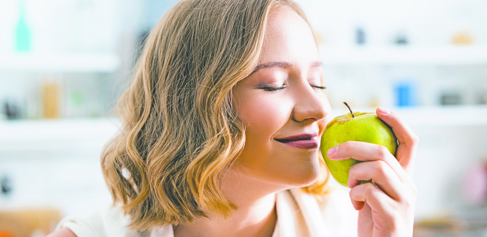 EVO ZBOG ČEGA JABUKA VAŽI ZA NAJZDRAVIJU VOĆKU Može vam pomoći u prevenciji ovih pet bolesti