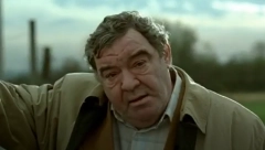 KAŽU DA JE PRESLIKANA OTAC Ćerka Josifa Tatića udala se za našeg poznatog muzičara i nestala sa javne scene, evo čime se danas bavi