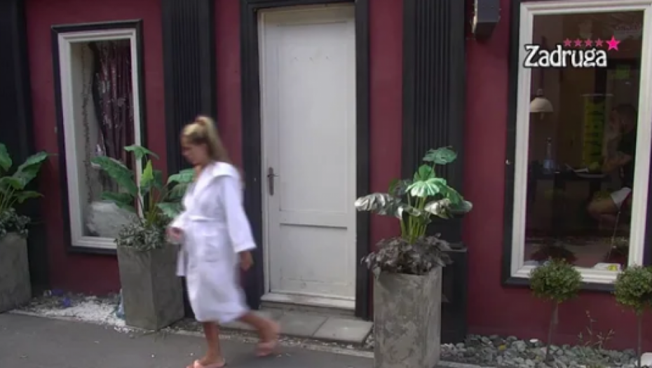 BESNA NAPUSTILA EMISIJU Dalilu iznerviralo Carevo ponašanje, pa izletela napolje