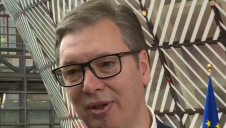 VUČIĆ SUTRA SA RADNICIMA FIJATA Sastanak je najavljen za 9.00 časova